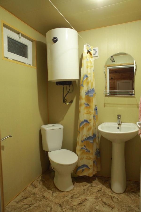 Cottage Woodside Местия Екстериор снимка