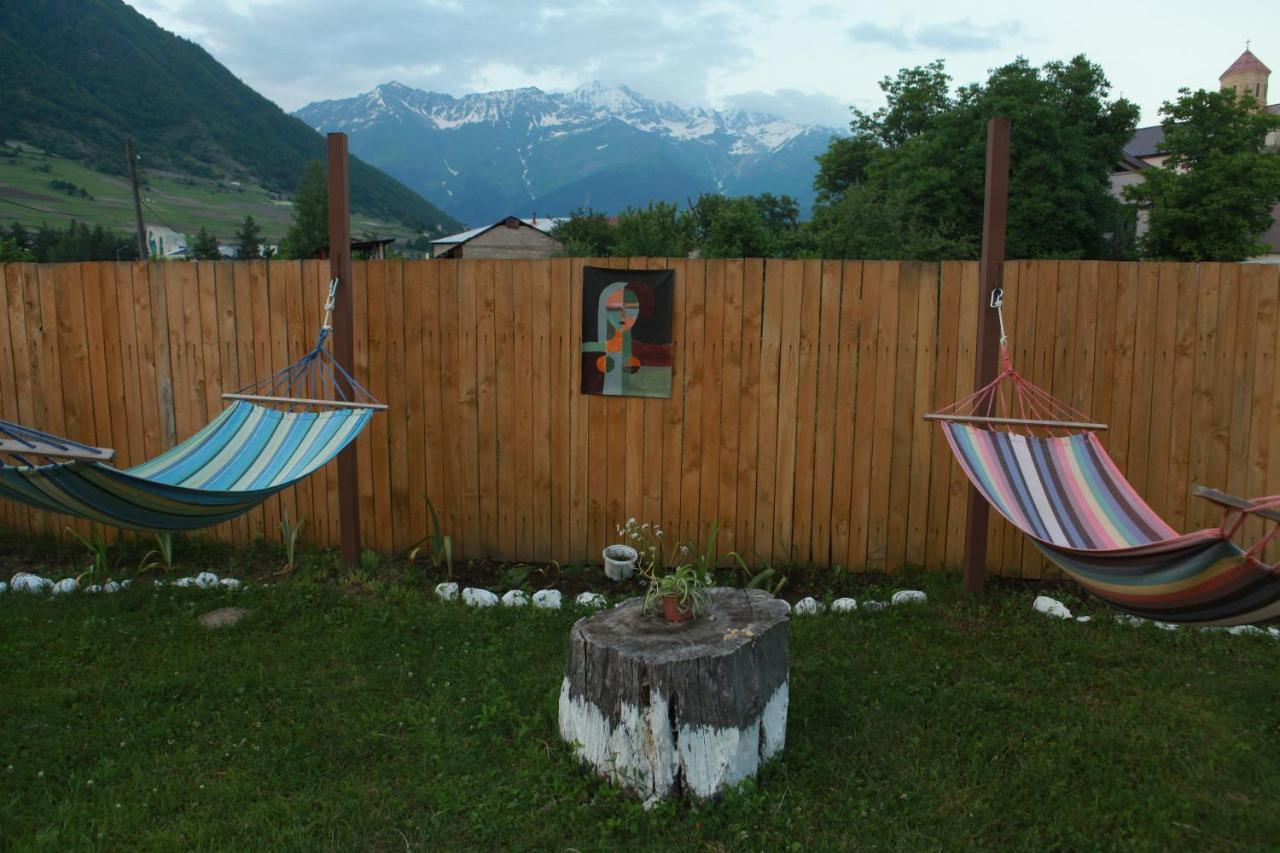 Cottage Woodside Местия Екстериор снимка