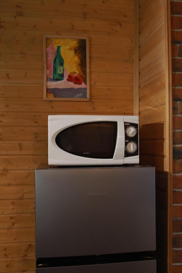 Cottage Woodside Местия Екстериор снимка
