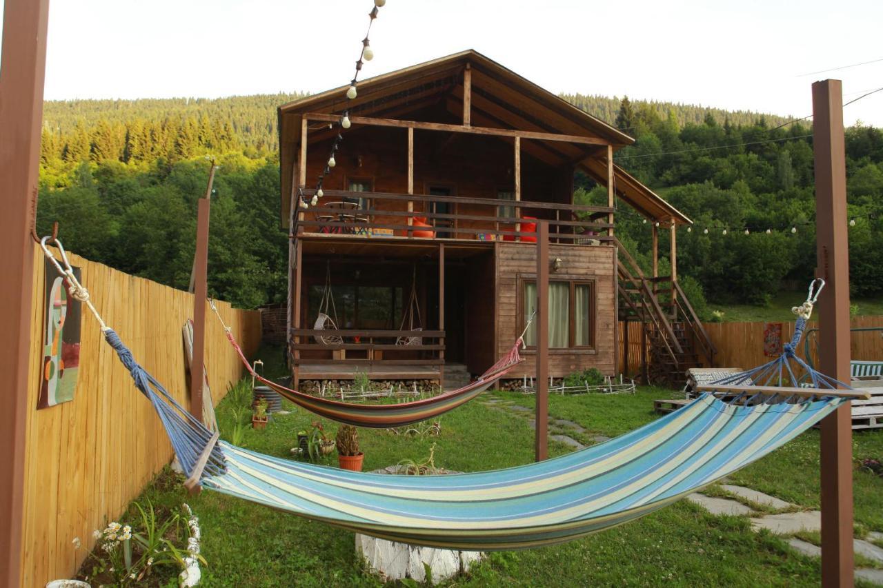 Cottage Woodside Местия Екстериор снимка