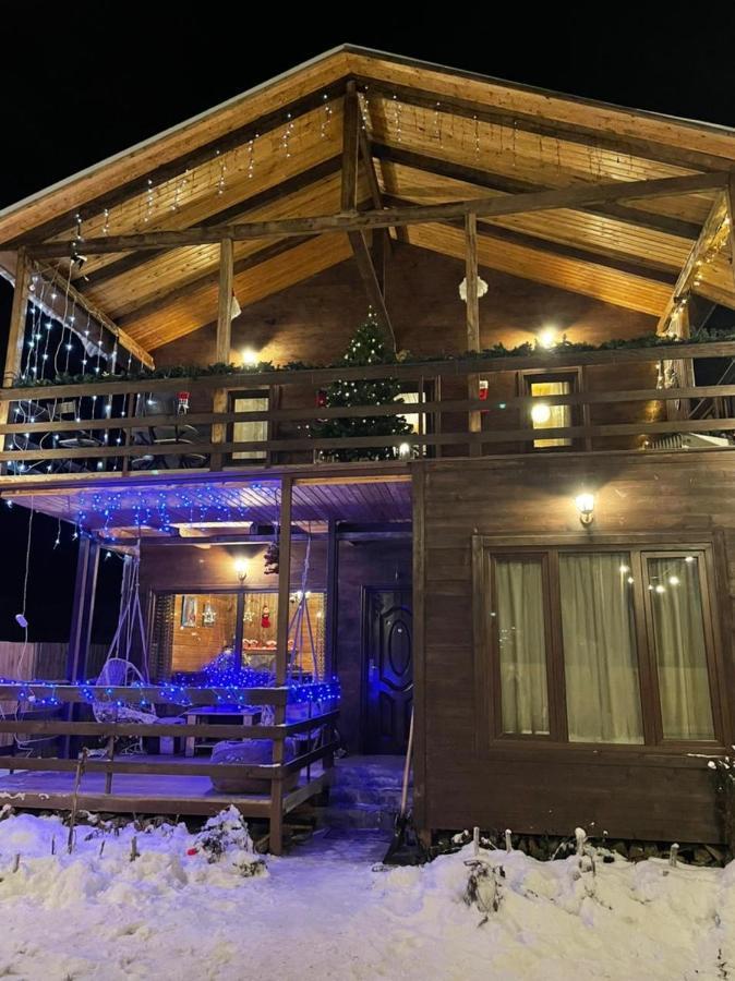 Cottage Woodside Местия Екстериор снимка