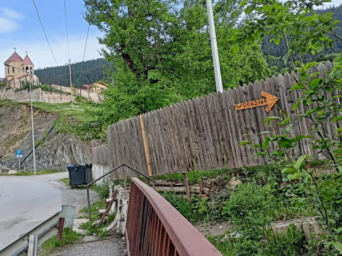 Cottage Woodside Местия Екстериор снимка